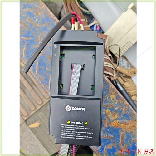 议价直拍不发:众臣变频器,SP9200T-3R7G-YJ,成色非常新,需要