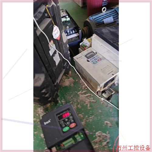 议价直拍不发:英威腾变频器CHF100A-004G/5R5P-4