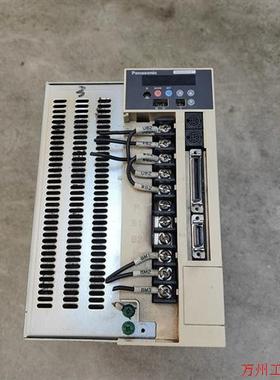 议价直拍不发:MDDA303A1A 伺服驱动器 ,功率3KW,成色如图