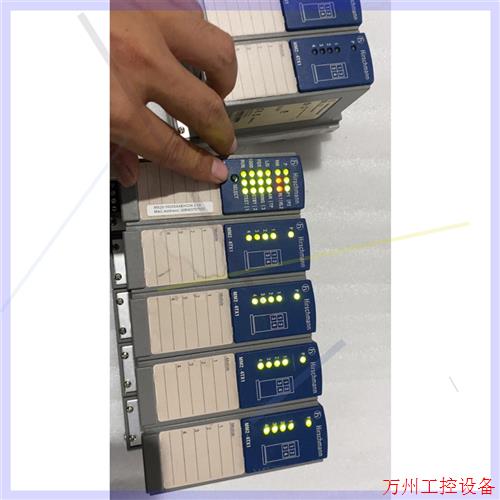 议价直拍不发:6AV6 671-5AE00-0AX0接线盒,拆机正常