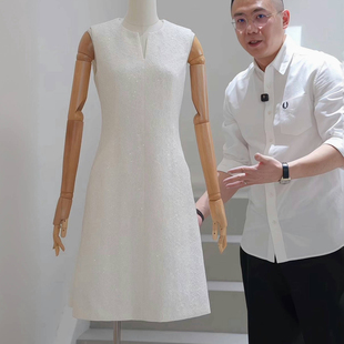 杰唯卡 白月光女神裙！26春夏重工亮片刺绣白色蕾丝无袖连衣裙