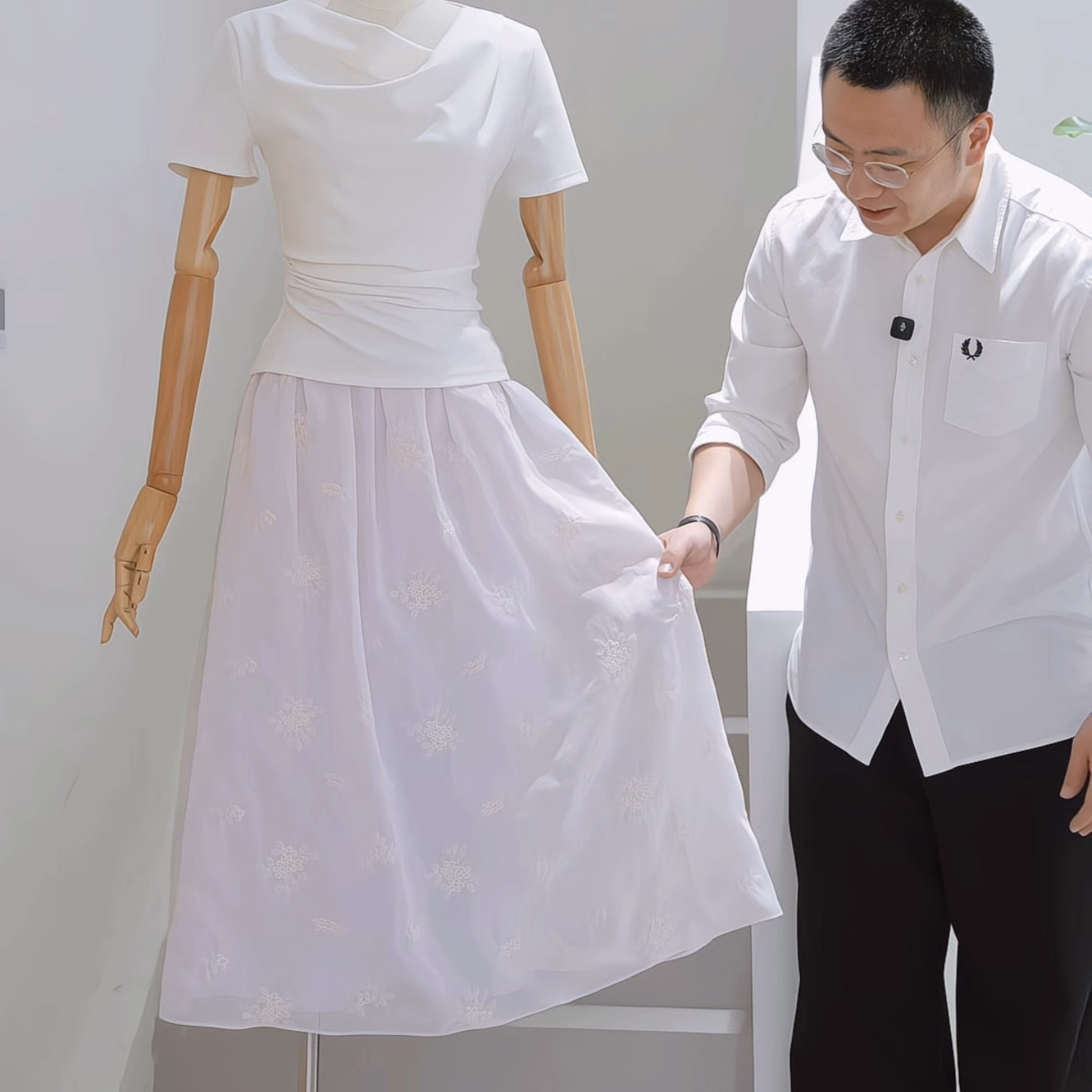 杰唯卡 淡紫色重工刺绣半身裙2026夏季新款高腰A字中长款伞裙