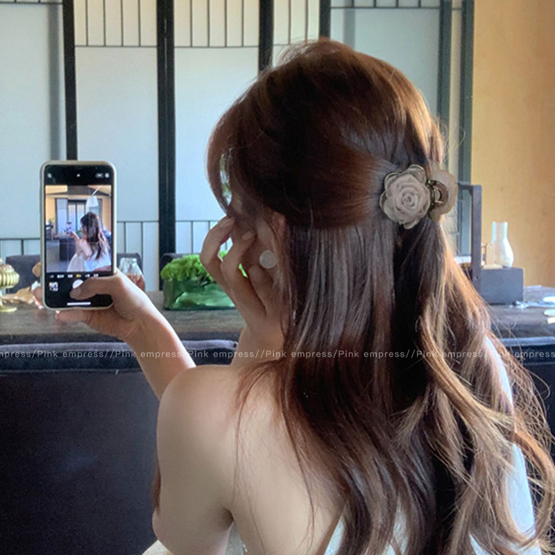 干枯玫瑰花抓夹女2025新款高级感