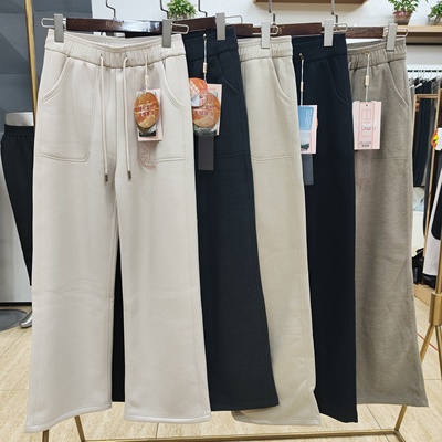 布拉哲蝴蝶裤2595蚕丝羊绒保暖阔腿裤女士秋冬软糯舒适休闲直筒裤