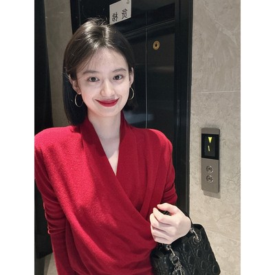 法式红色交叉V领羊绒针织衫女