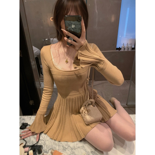 IN MIMIFACE【扑面少女感】喇叭袖弹力收腰针织连衣裙秋季短裙子