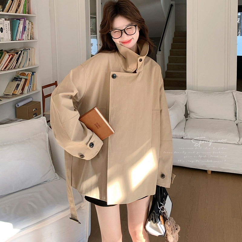 26春新品！出货中质感短款风衣C267P155K248，女装风衣，两个王小姐