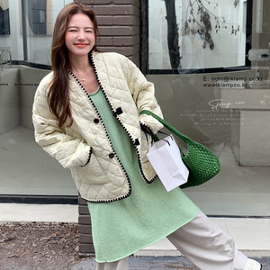 新款！现货！毛毛虫边90羽绒服 D368P230K338，女装羽绒服，两个王小姐