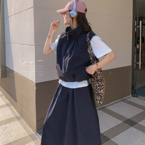 休闲减龄工装马甲半身裙套装女夏新款小个子两件套ootd穿搭连衣裙图片