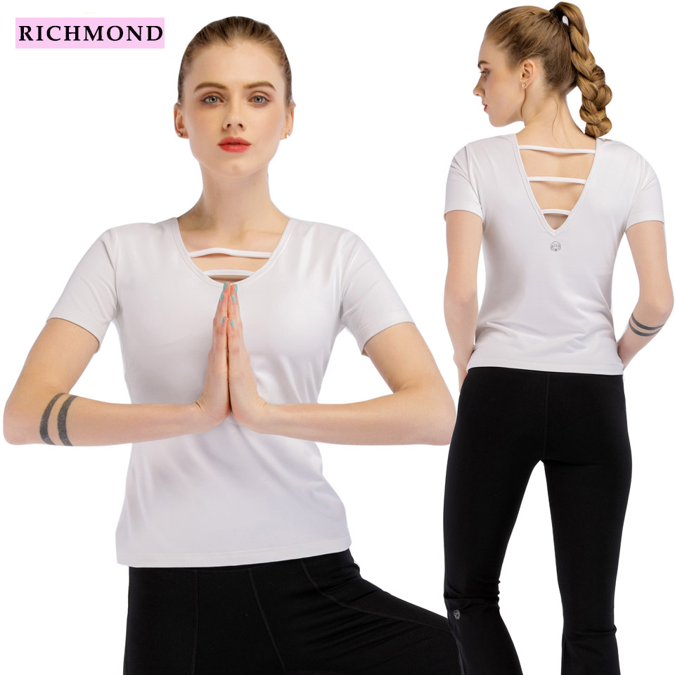 RICHMOND加拿大莉芝敏2018新款显身型气质美背瑜伽短袖衫正品1077