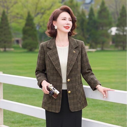 外套中年女士洋气短款小西服