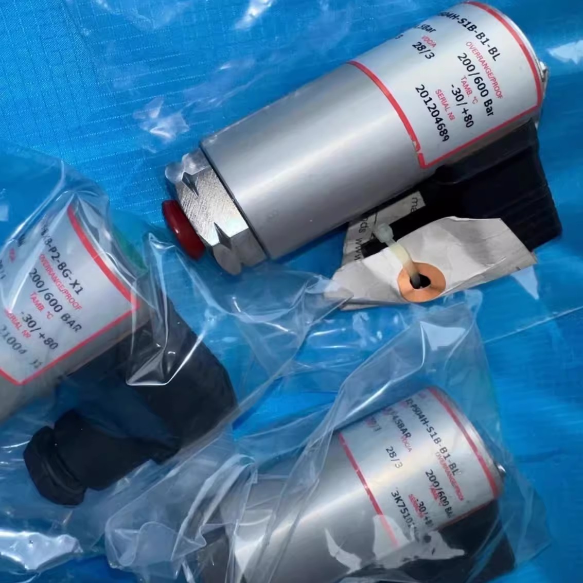 Beta B2-P504H-BXB-P2-BG-X1 0.3-4.5BAR 压力传感器