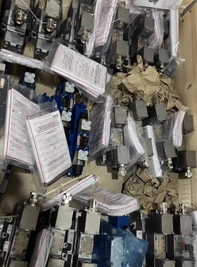 4WRPEH 6 C3B12L-3X/M/24A1 R901382312 REXROTH/力士乐阀