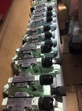 NS692RT-6-ACB-56 NS692RT-6-AGB-54 AC220V NAKAKITA 电磁阀