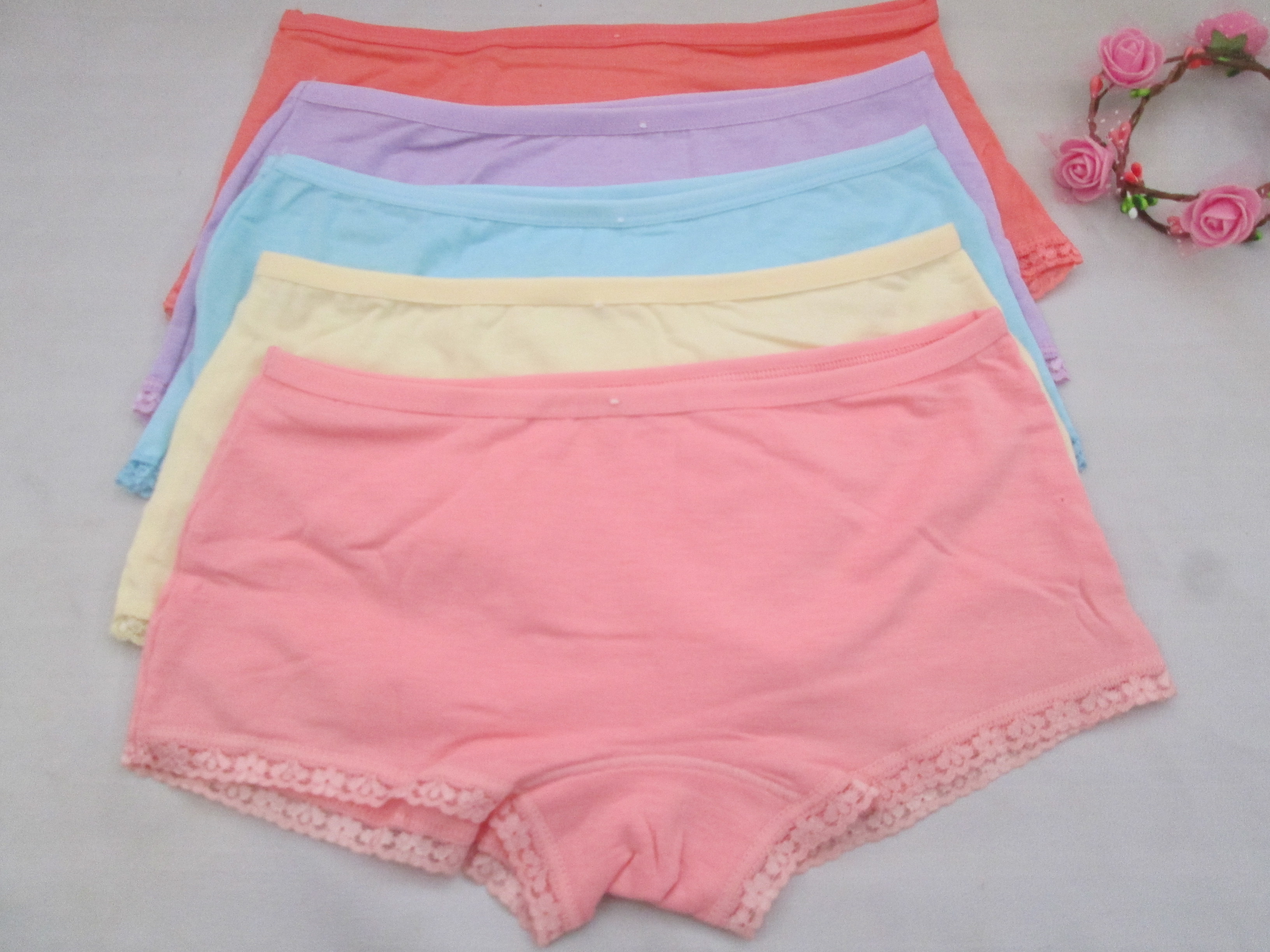 学生时尚短款中腰少女美观平角裤