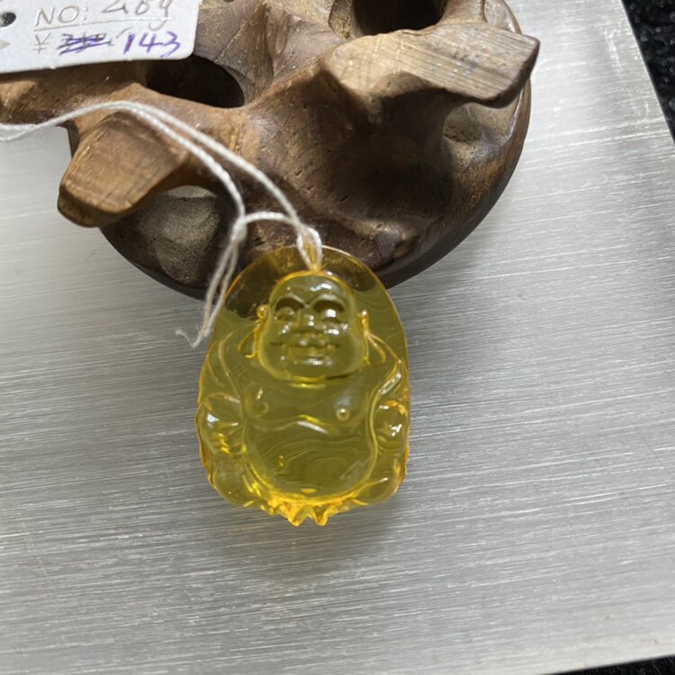 纯天然波罗的海琥珀原矿 弥勒笑佛雕刻件2.6g女款吊坠项坠包邮