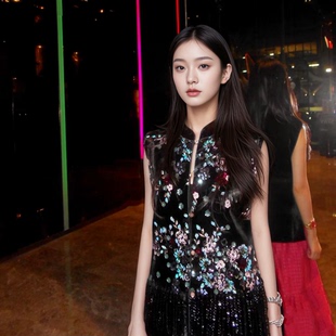 新中式美学~手工钉珠花朵刺绣坎肩串珠亮片丝绒立领背心女春马甲