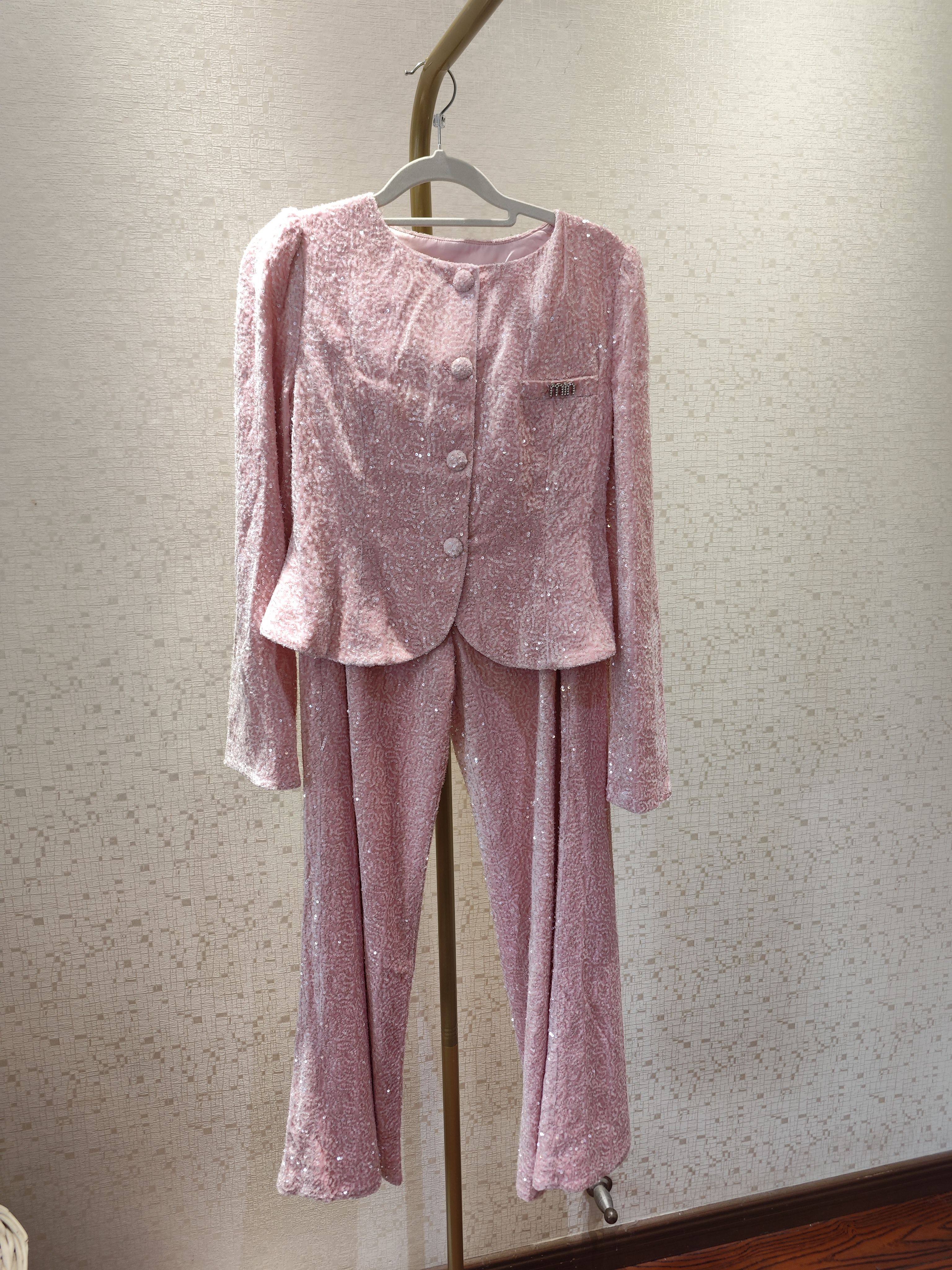 2025春新款高级感定制高端丝绒重工小香风亮片长袖外套女两件套,女装/女士精品,时尚套装,淘宝优惠券,粉丝福利购,淘宝优惠卷