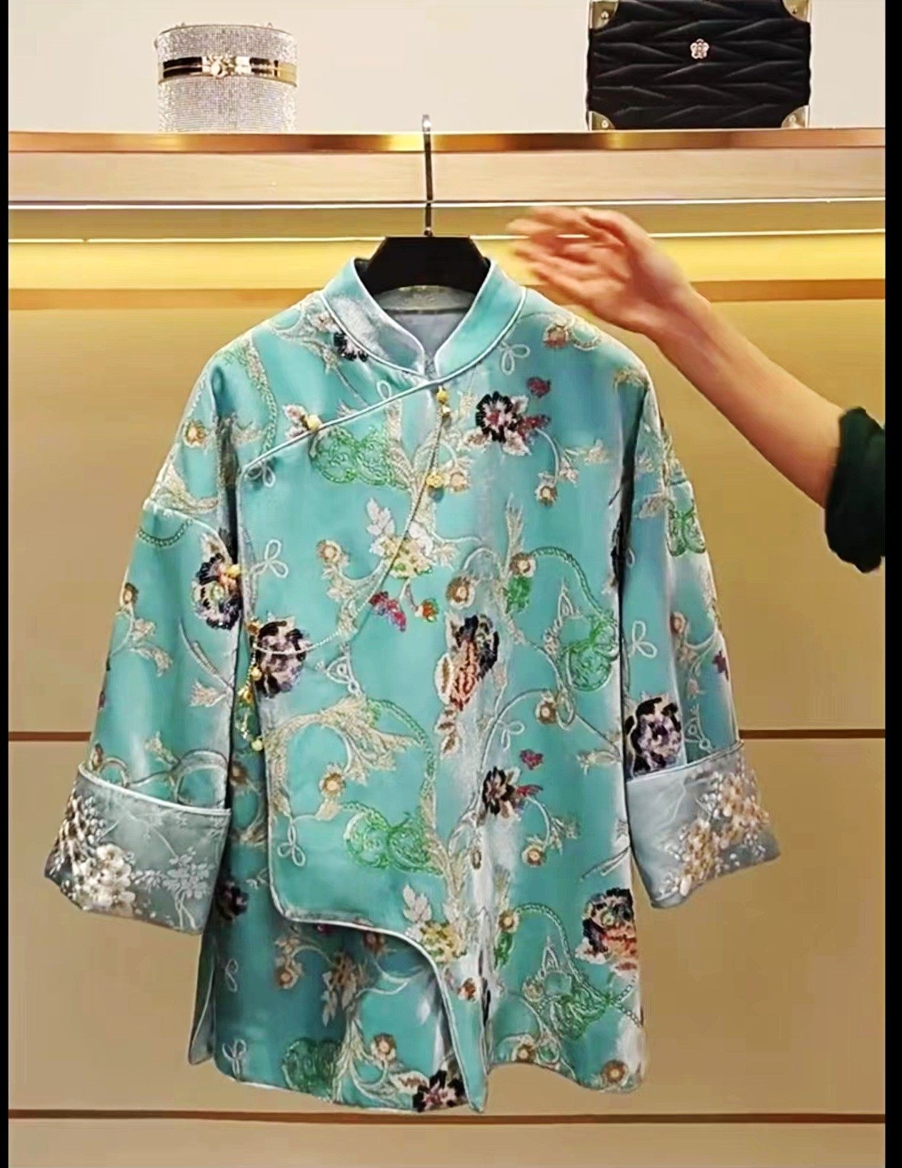 绝美！高端新中式国风花朵刺绣亮片衬衫老钱风级感气质春秋女装,女装/女士精品,衬衫,淘宝优惠券,粉丝福利购,淘宝优惠卷