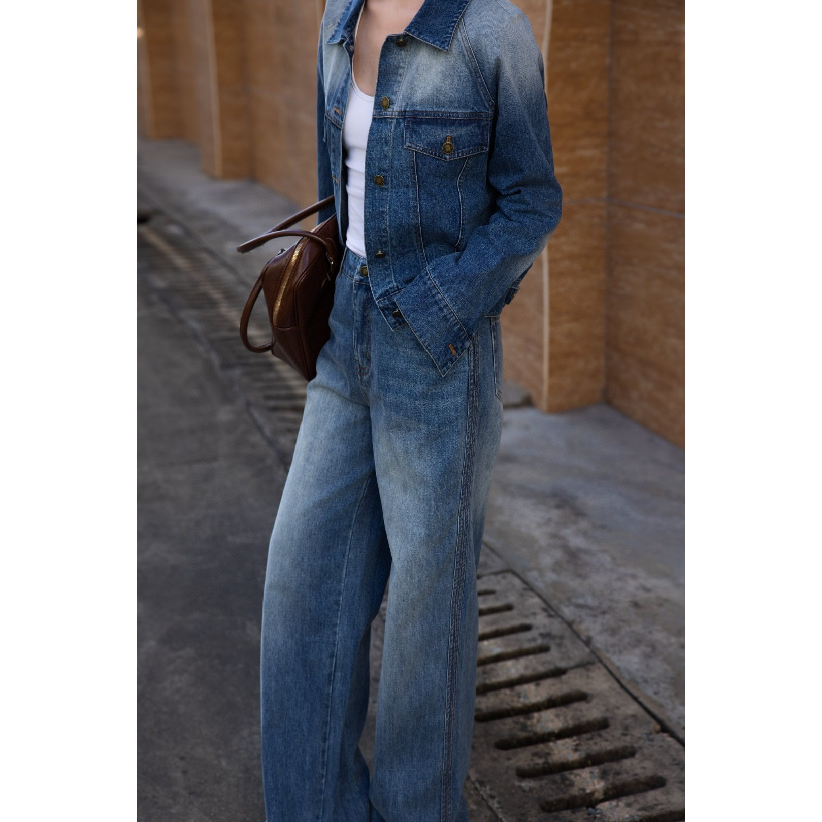 2025秋季新款撞色牛仔蓝外套长裤通勤两件套