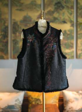 蓝大原创女装保暖水貂毛拼接真丝香云纱孔雀刺绣黑色加绵马甲5572