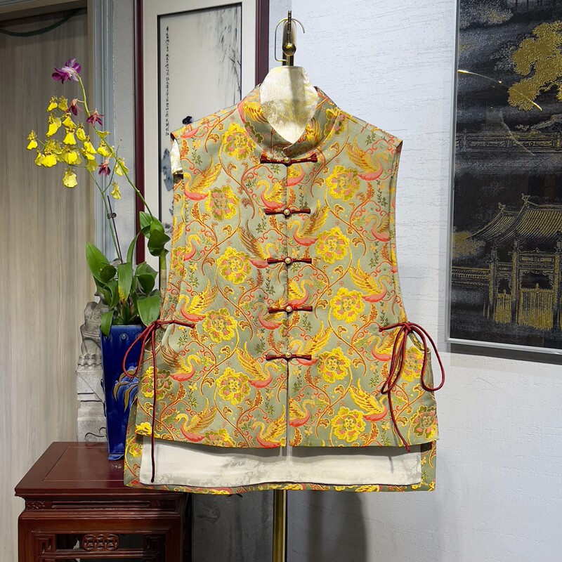 蓝大单排扣新中式立领不规则马甲