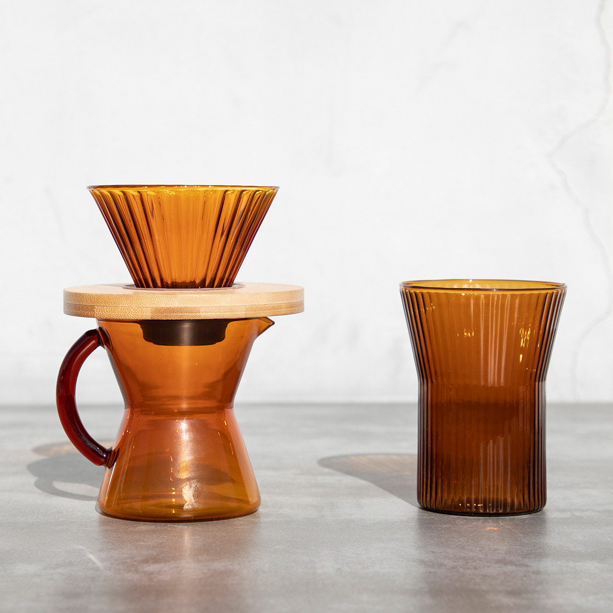 三宅家玻璃带手柄小奶盅耐热玻璃尖嘴小奶壶咖啡倒奶杯迷你小奶罐