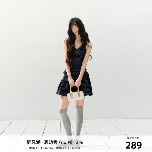 7Shiftin 原创设计春夏新款辣妹收腰无袖格纹连衣裙藏蓝百褶裙女