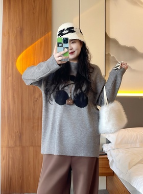 梵朵大码女装15948冬季新款设计感遮肉樱桃针织胖MM打底内搭毛衣