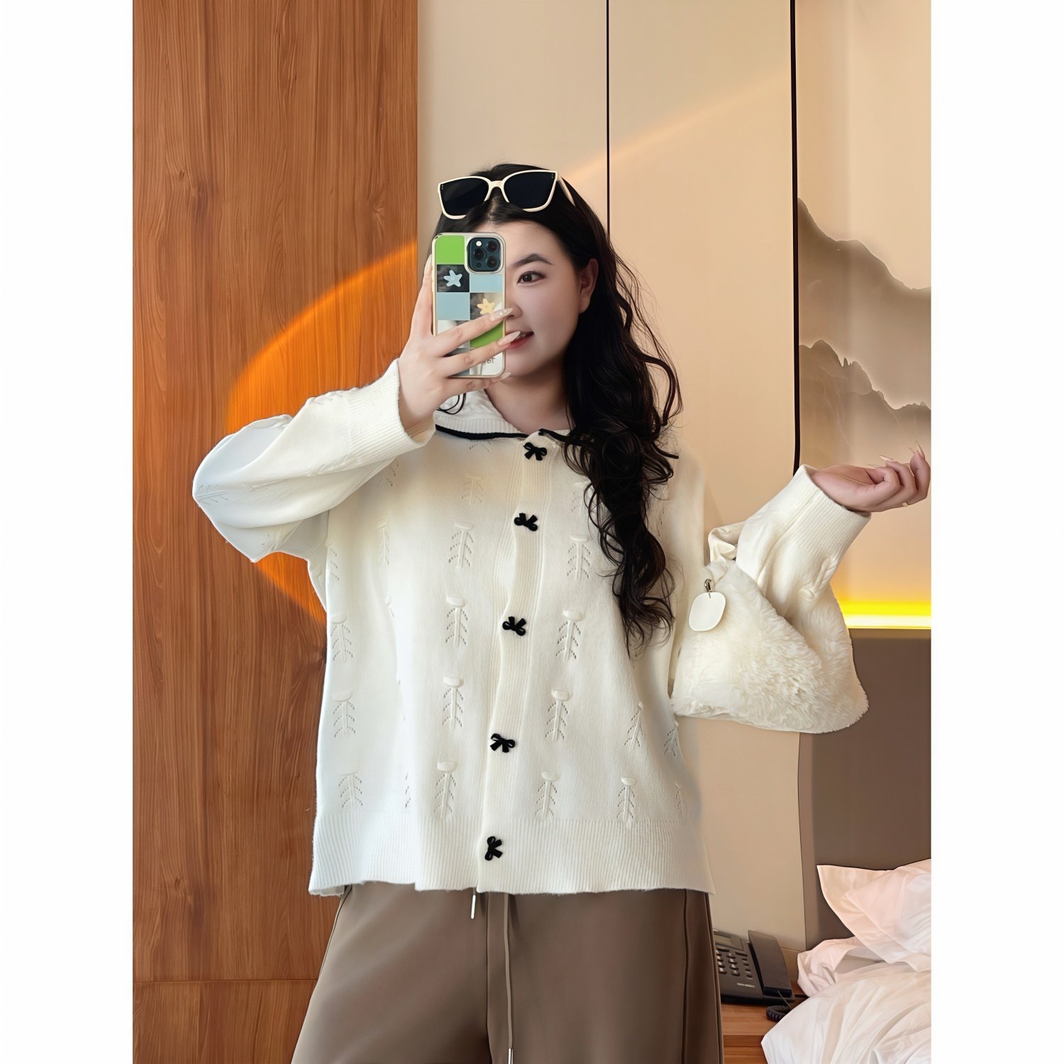 梵朵大码女装14933秋冬新款时尚小众翻领针织打底衫蝴蝶结扣毛衣,女装/女士精品,大码内搭,淘宝优惠券,粉丝福利购,淘宝优惠卷