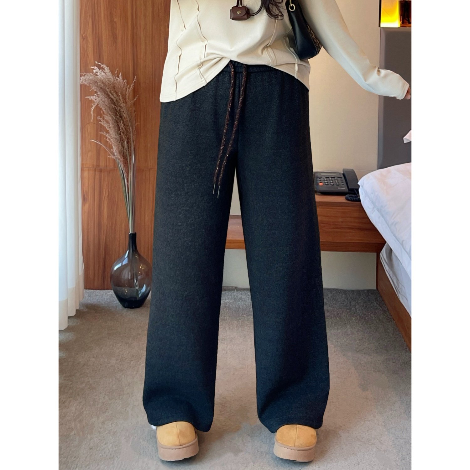 梵朵大码女装15718秋冬高腰小个子抽绳休闲裤通勤遮胯加绒阔腿裤,女装/女士精品,大码裤装,淘宝优惠券,粉丝福利购,淘宝优惠卷