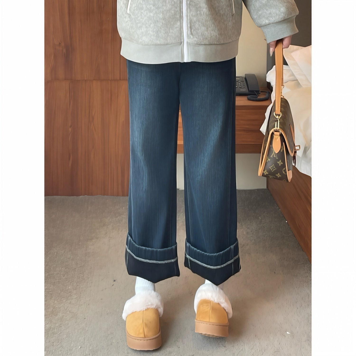 梵朵大码女装16271秋冬梨形身材胖MM阔腿加绒牛仔裤显瘦直筒裤