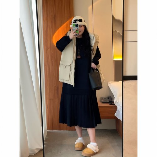 梵朵大码女装14952秋冬新款宽松时尚胖MM羽绒马甲遮肉背心外套潮