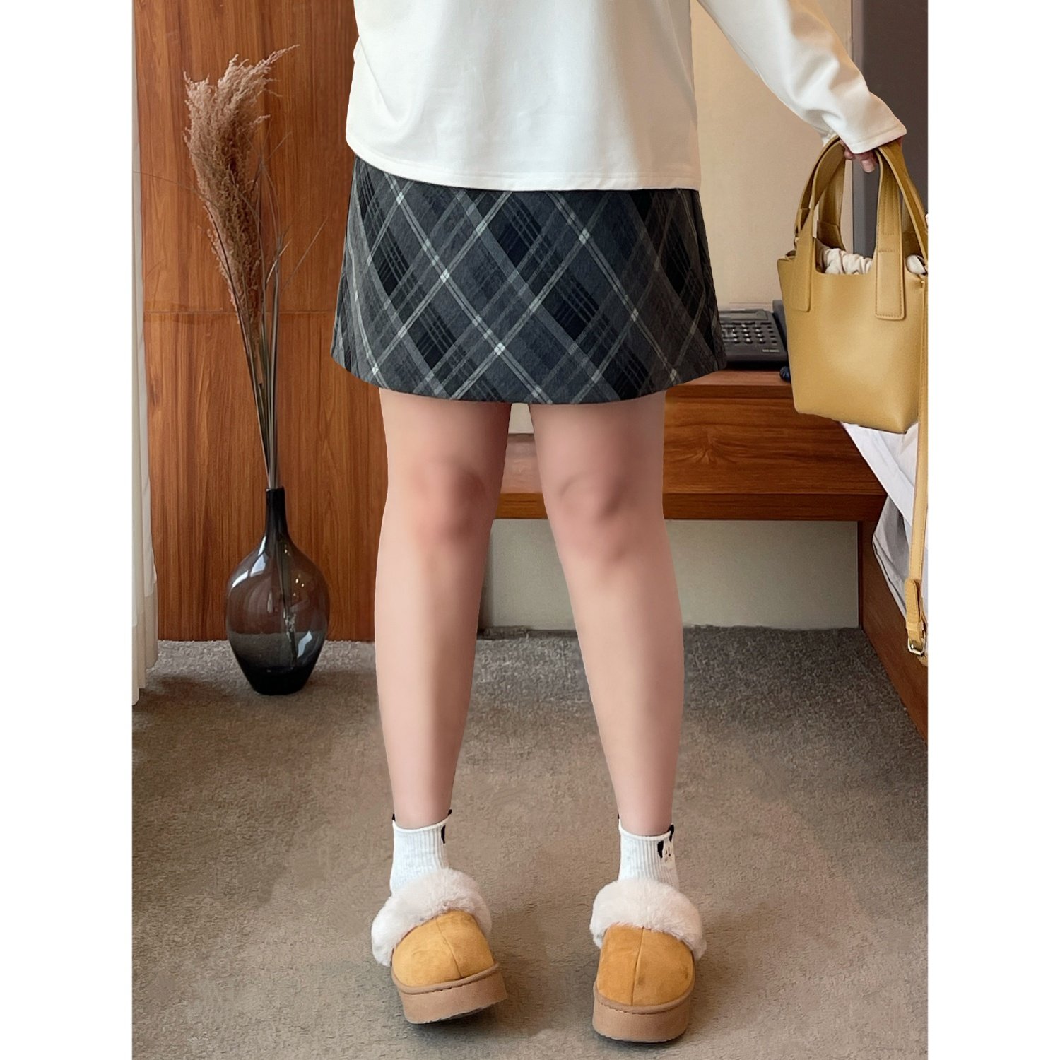 梵朵大码女装15731秋冬松弛感时髦A字半身裙高腰遮胯显瘦包臀裙女,女装/女士精品,大码半身裙,淘宝优惠券,粉丝福利购,淘宝优惠卷