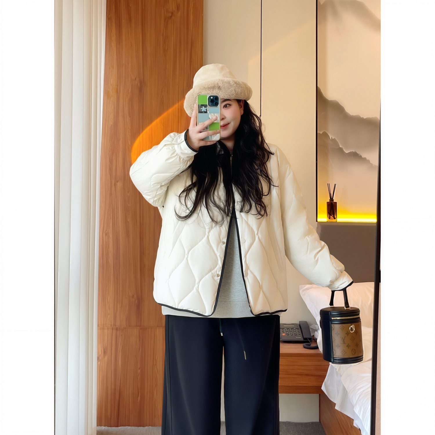 梵朵大码女装13901冬季胖MM韩版宽松洋气轻薄羽绒服保暖遮胯上衣