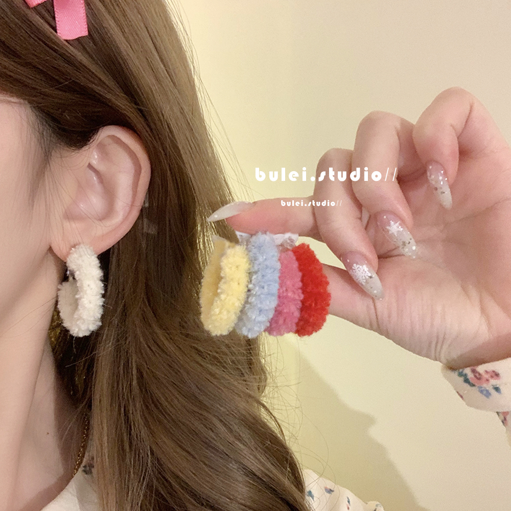秋冬毛绒多巴胺甜美彩色圈圈耳环耳钉银针无耳洞耳夹耳圈耳饰