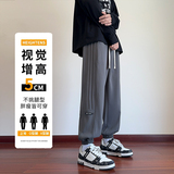 深灰色