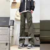 橄榄绿色