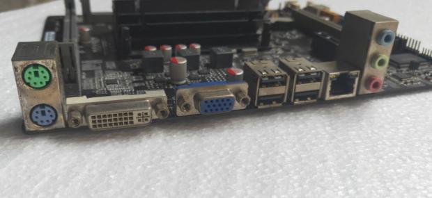 MS-BT1900 J1900四核集成CPU DDR3全固态主板  前置USB3.0