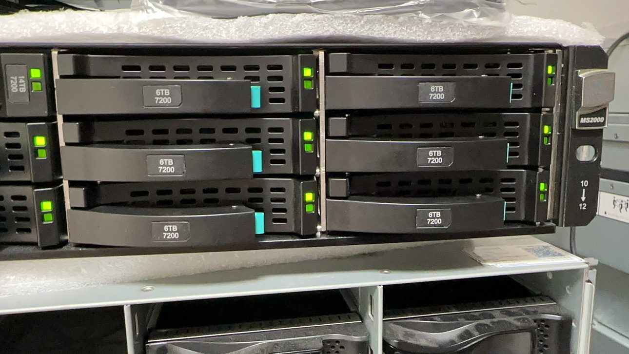 宏杉MS2500G2 MS5580 600G 15K SAS 带托架,保1年