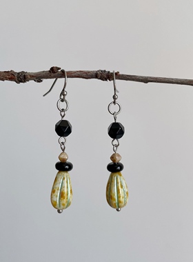 尾生之信 | 原创冷淡捷克珠+黑玛瑙百搭简约气质短款防敏耳环耳夹