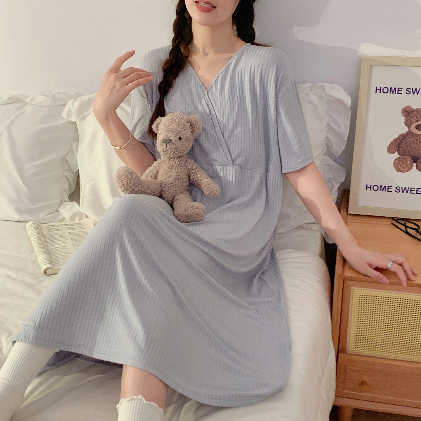 带胸垫月子长裙产妇喂奶春夏薄款发带莫代尔短袖孕妇睡裙产后哺乳