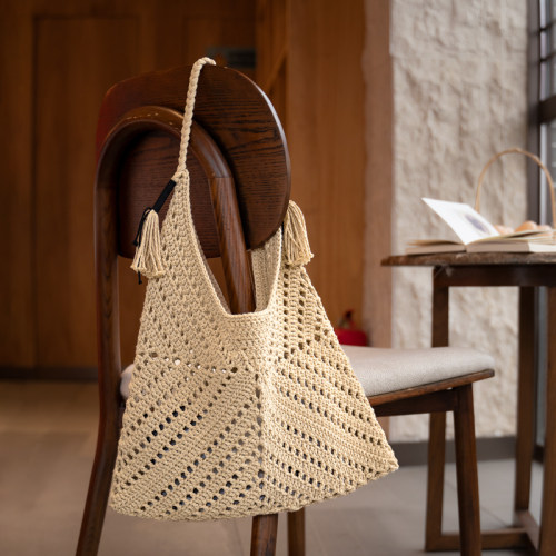 cloudcandy空心棉美拉德三角包