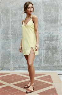 清仓 美国小众度假雪纺少女bm风睡衣风黄v领吊带连衣裙开衩ins