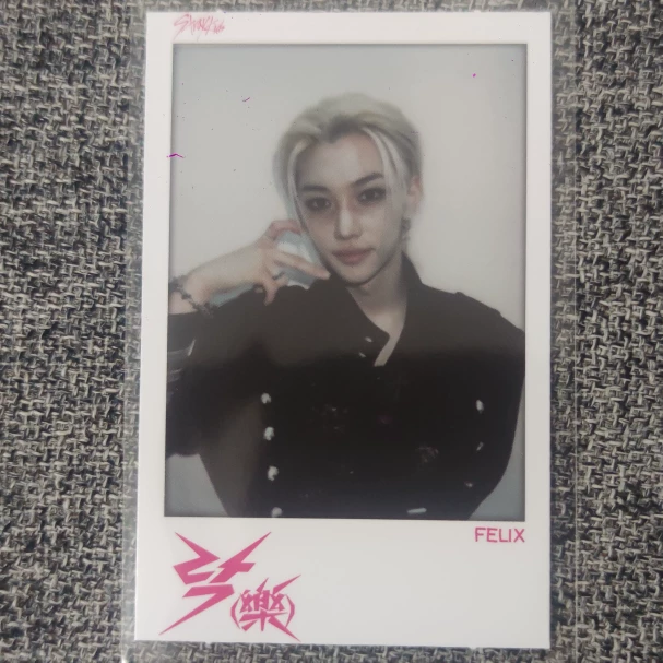SW4 Spot STRAY KIDS Le -star Maggie Gacha Special Lucky Card