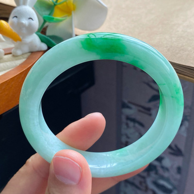 3.23批893号54.3-12.3-8.9 正圈翠阳绿！特别明亮饱满！