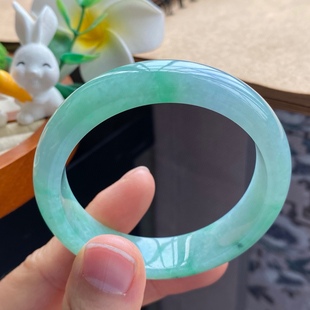 美丽又精致 7.5 甜绿色 清新 3.18批1982号50.8