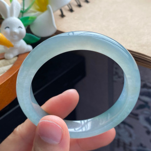 颜色很淡雅 3.25批951号52.1 冰油青种水镯 7.4 11.1