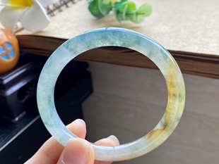 色彩宛如一幅自然晕染 7.6冰黄飘花 油画 7.3 7.10批5421号54.3