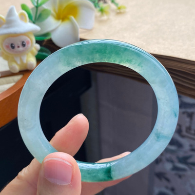 1.5批12720号54.9-8.9-9.1 深翠色飘花镯！水墨意境！